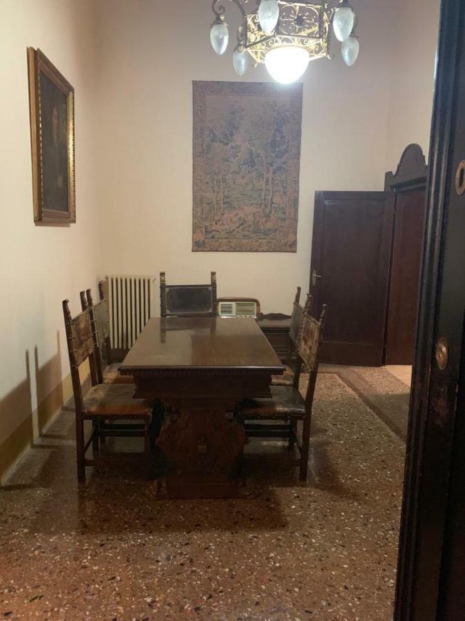 בולוניה Palazzo Bargellini Panzacchi Apartments מראה חיצוני תמונה