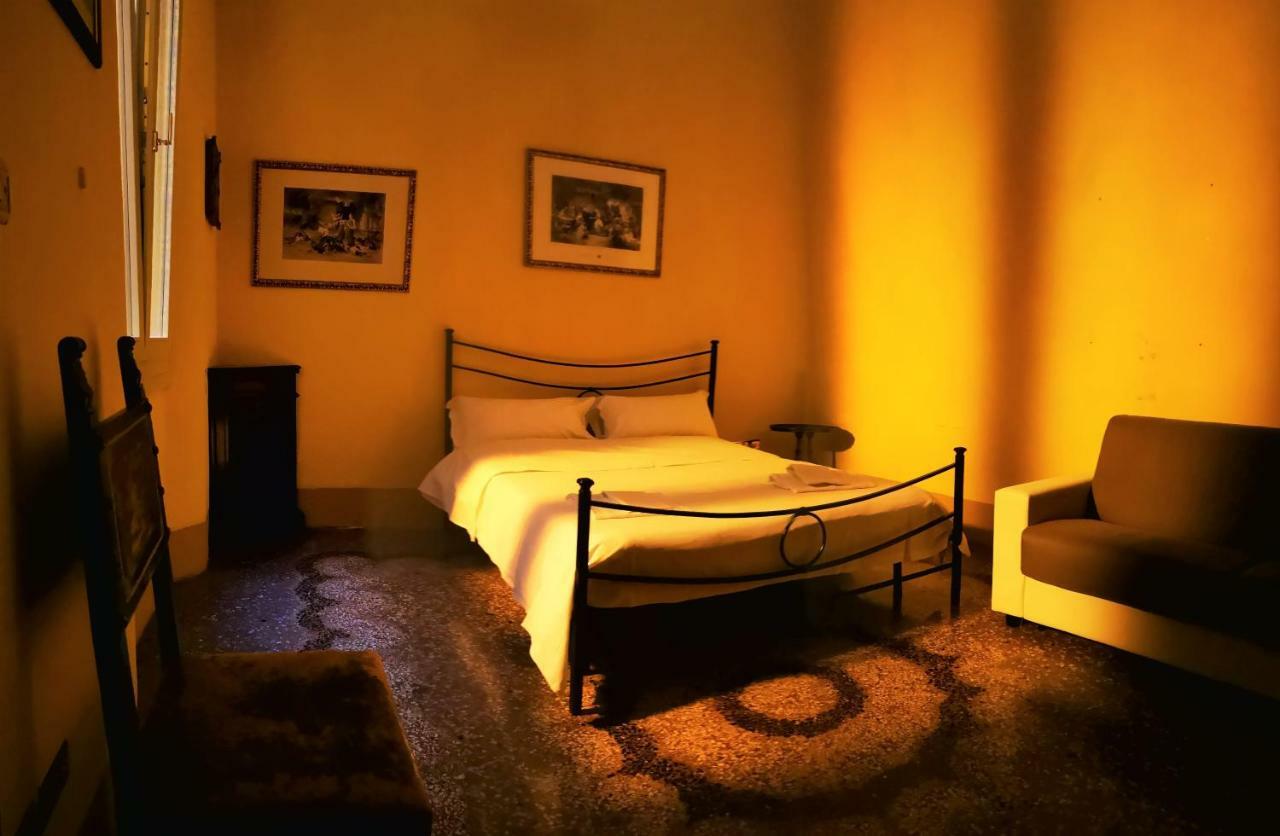 בולוניה Palazzo Bargellini Panzacchi Apartments מראה חיצוני תמונה